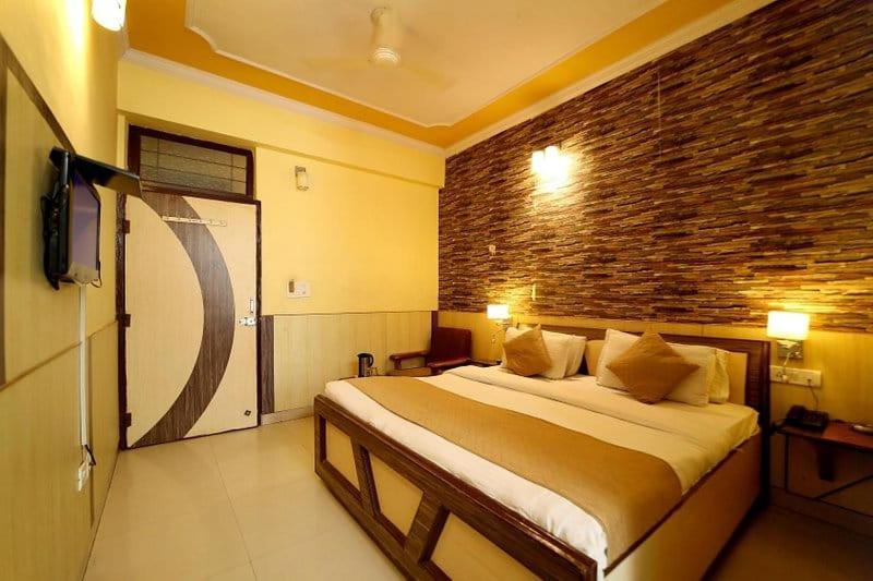 Hotel Golden Heritage Deluxe Jaipur Dış mekan fotoğraf