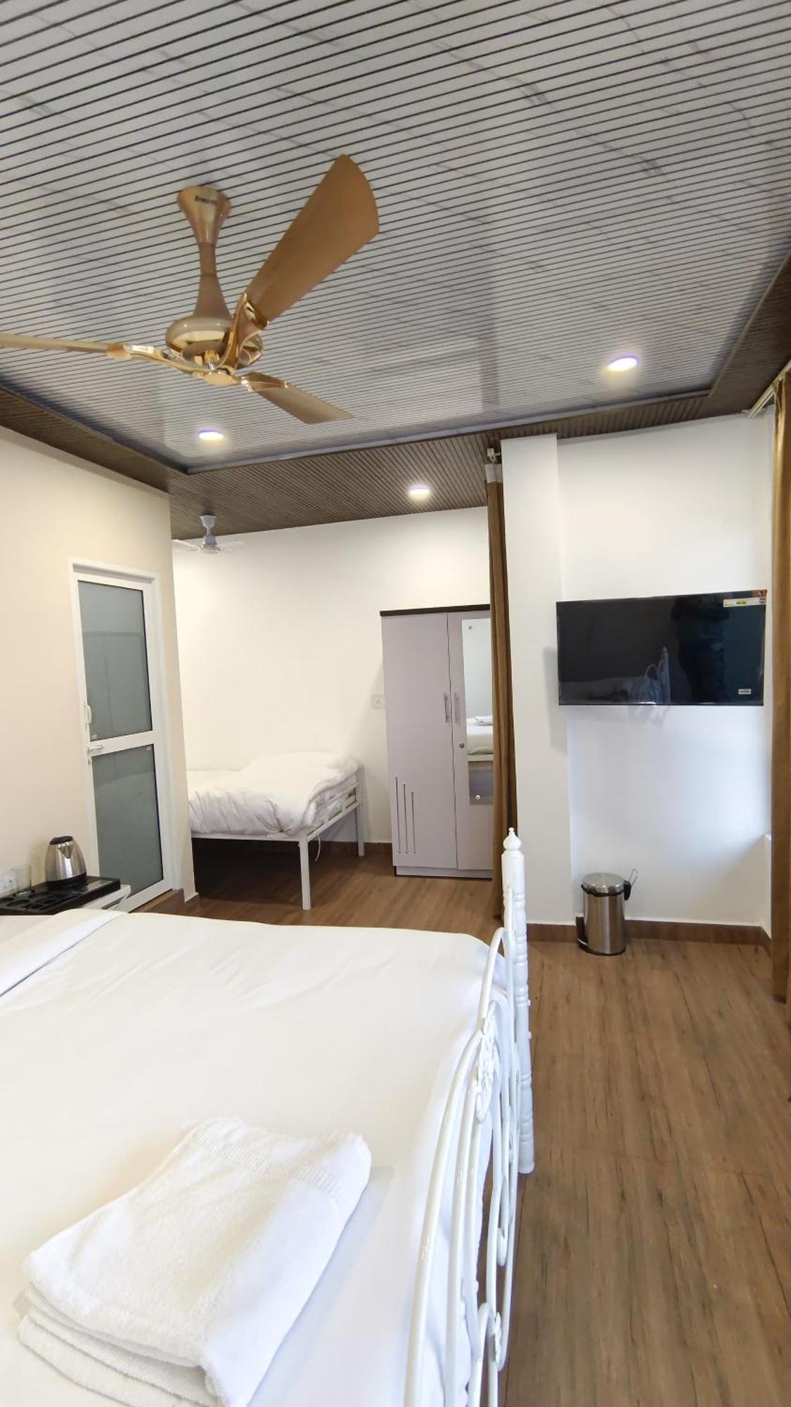 Hotel Golden Heritage Deluxe Jaipur Dış mekan fotoğraf